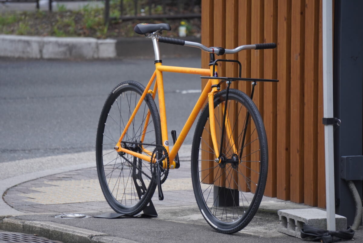 FUJI FEATHER(フェザー)‐Splatter YellowをカスタムBuild‐