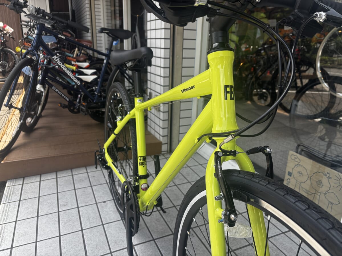 EFFECTOR ライムイエロー サイドビュー