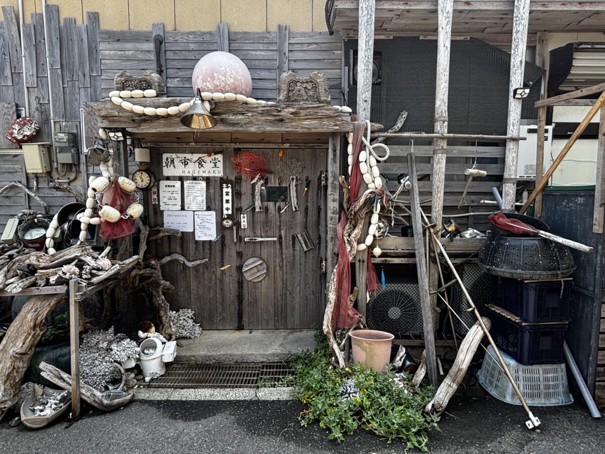 朝市食堂 HAGEMARU 外観