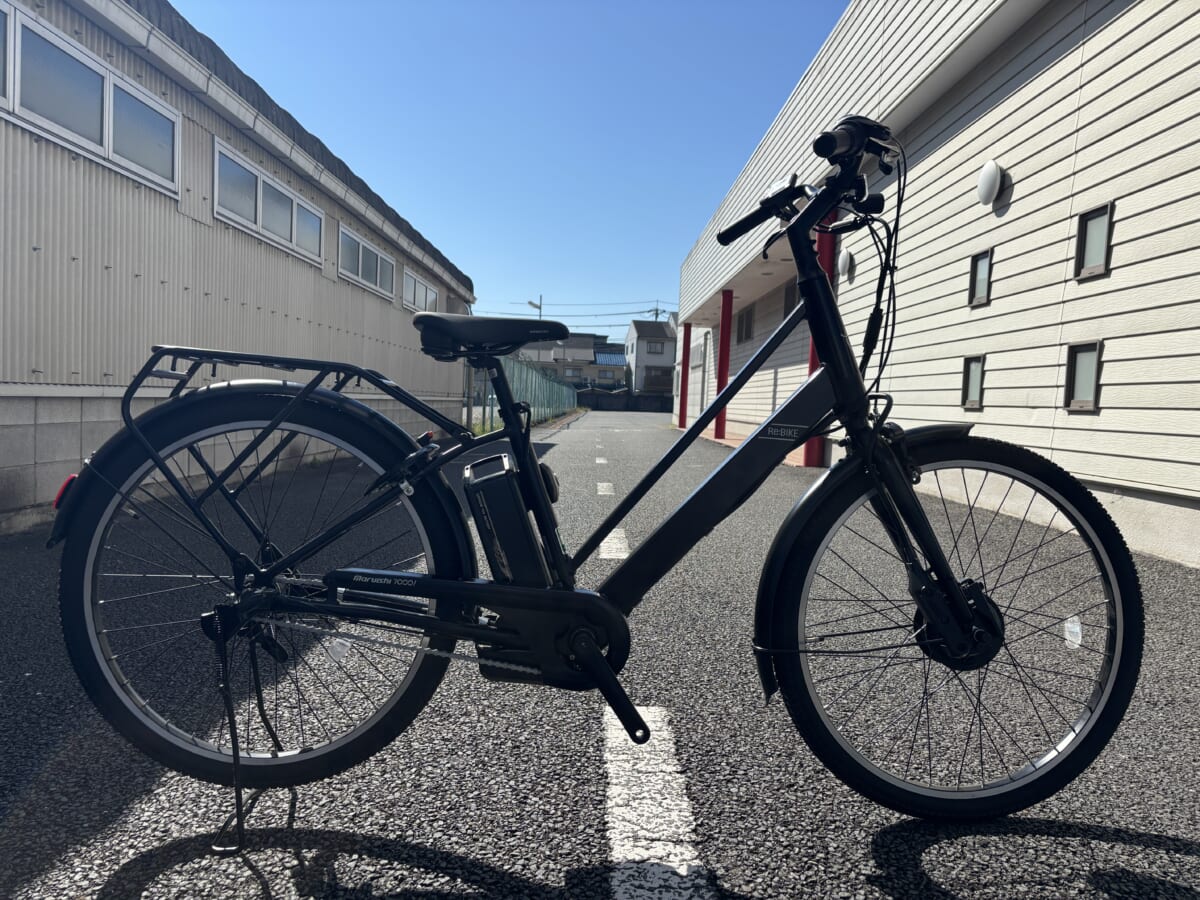店頭に展示中のRe:BIKE（ハーフマットブラック）